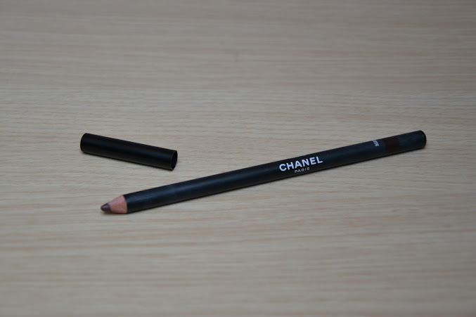 Review: Chanel Le Crayon Kohl Intense Eye Pencil in Ambre 62 - Suhrya